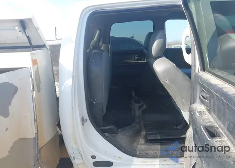 2015 Ram 2500 Tradesman z USA, uszkodzony, nr VIN 3C6TR5HT6FG689150